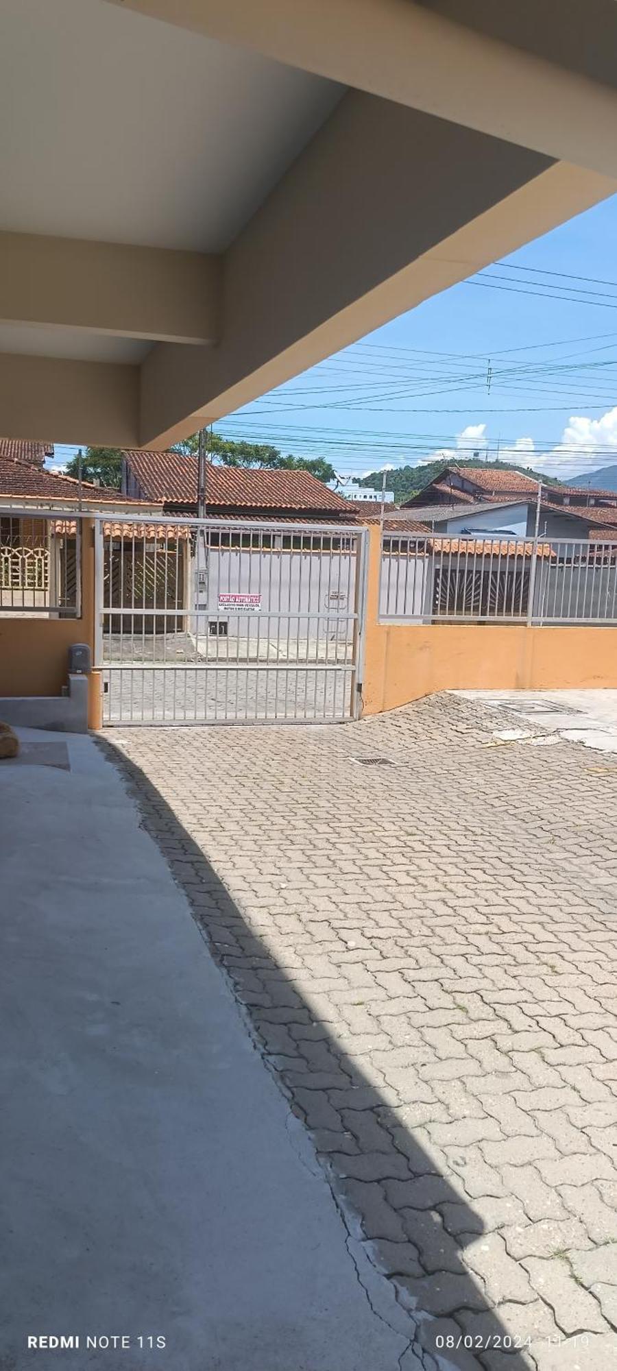 Apartment Ap 3 Dorm Com 1 Varanda Vista Mar Na Martim De Sa Caraguatatuba